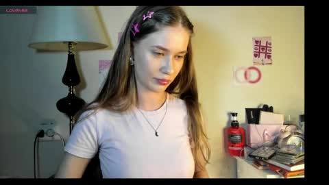 chloesweetbby online show from April 11, 9:51 pm