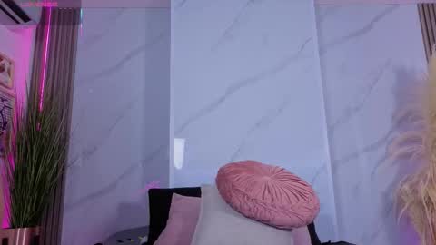 Chlooe online show from February 9, 2:47 am