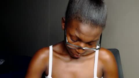 Daisy online show from January 14, 8:04 pm