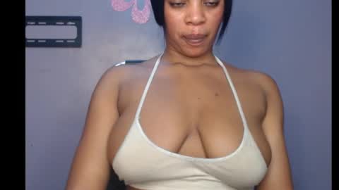 ESTHER online show from January 31, 7:08 pm