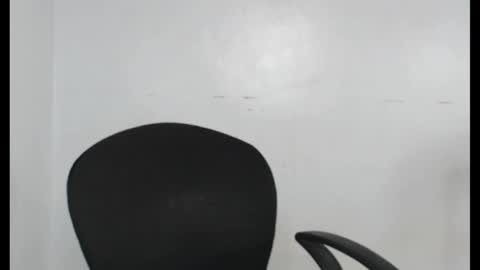 ESTHER online show from October 18, 4:21 pm