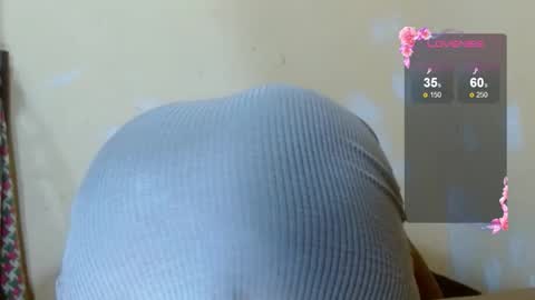 chocolatemilkebony online show from February 12, 8:49 am