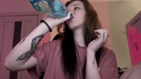 Lissa online show from March 31, 4:01 am