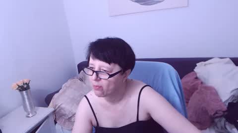 Christa online show from July 5, 10:43 am