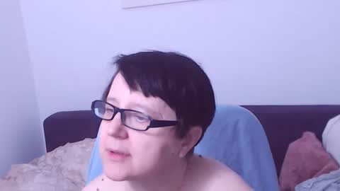 Christa online show from January 31, 7:11 pm