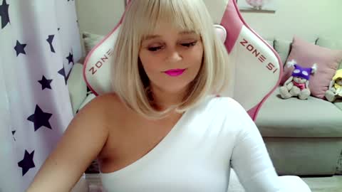 Christi online show from December 29, 8:33 am