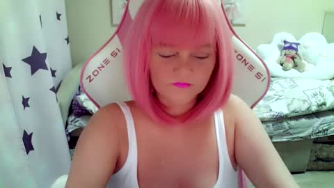 Christi online show from October 13, 6:16 am