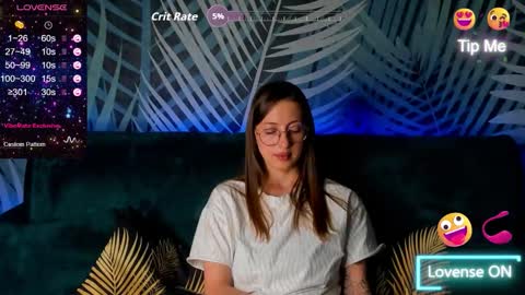 ChristyCrayme online show from October 16, 4:15 am