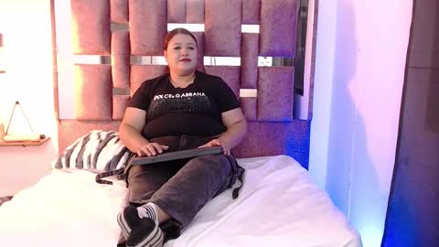 chubby_love_1 online show from January 15, 12:33 pm