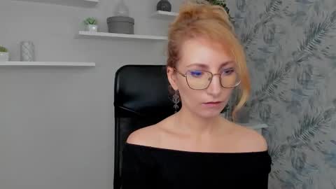 Cinderella online show from March 2, 6:25 am