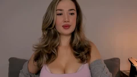 cindyprettywomen online show from October 25, 5:26 am