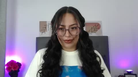 cinnamon_cake online show from July 28, 4:10 am