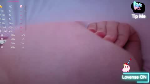 citrusblissss online show from March 26, 11:34 am