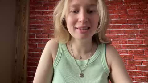 citrusblissss online show from October 7, 2:16 am