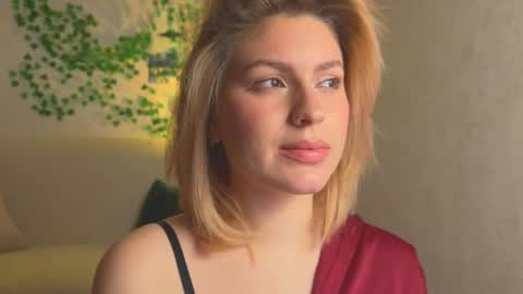 karina online show from December 18, 5:07 pm