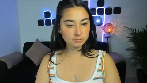 claiok online show from December 9, 9:48 pm