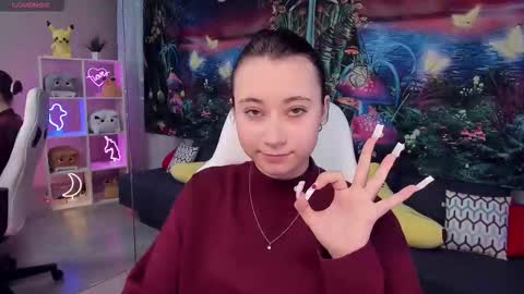 clarabenson online show from October 10, 6:24 pm