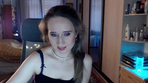 classyinna online show from October 29, 9:46 am