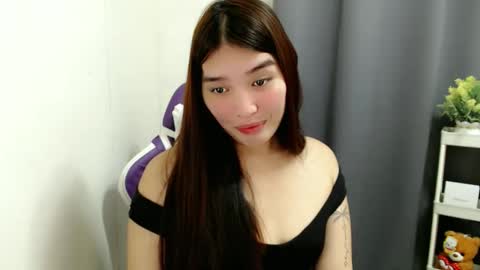Snapshot of claudia_slut chatting on October 13, 7:27 pm Claudia online show from October 13, 7:27 pm