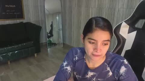 Clementine online show from December 15, 12:43 pm