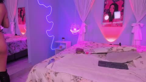 Cleo  online show from April 19, 2:50 pm