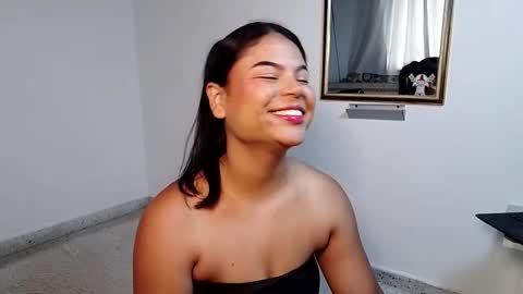 cleo_hills online show from December 29, 1:28 pm