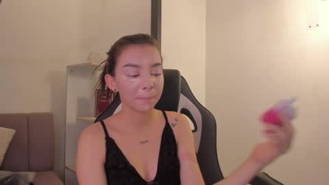 cleowhite_ online show from February 27, 9:47 pm