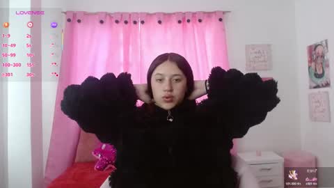 cloe_7 online show from March 14, 11:55 am