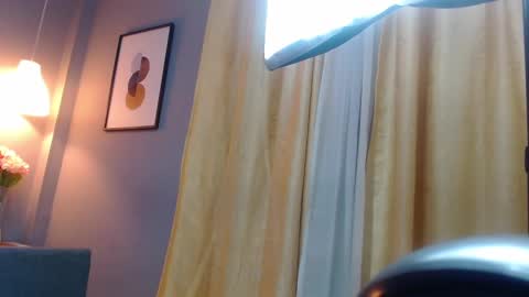 Snapshot of cloemurphy chatting on February 28, 5:48 am Cloe online show from February 28, 5:48 am