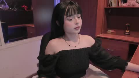 Cloe Ricci online show from May 10, 11:07 pm
