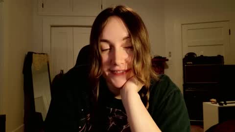 Clover online show from December 16, 3:23 am