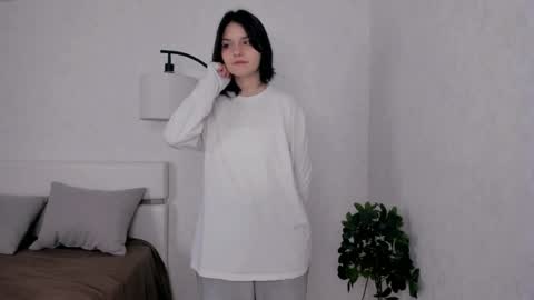 Kim online show from April 9, 6:19 am