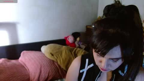 Collette online show from April 18, 8:06 am