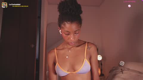 Snapshot of connie_west0 chatting on January 14, 10:23 pm   independent model online show from January 14, 10:23 pm