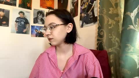 consuelamcelwaine online show from April 6, 11:00 am