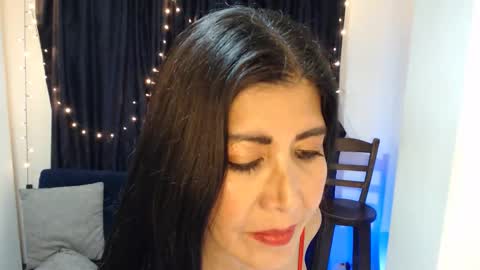 Sofi online show from December 18, 5:01 am