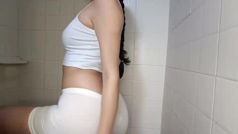 Snapshot of coralinexxx07 chatting on October 9, 10:25 pm Coraline uwu     Bienvenidos al dulce mundo de Coraline    Hola amores soy Coraline  Una chica  tierna juguetona online show from October 9, 10:25 pm