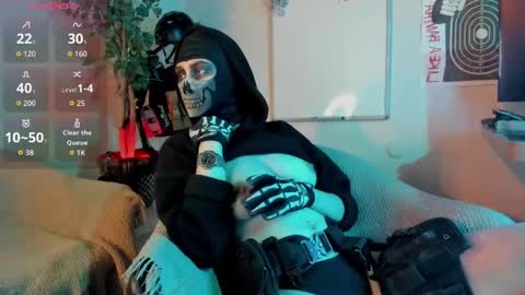 cos_operator online show from October 23, 5:19 pm