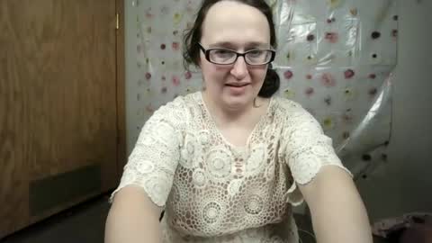 countrygirl0909 online show from July 3, 3:45 am