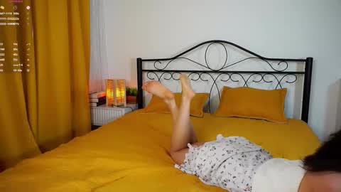 Yui online show from November 27, 8:39 am