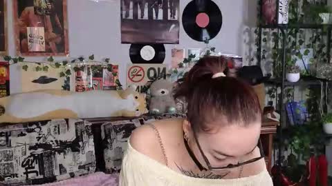 Yuna online show from November 13, 8:41 pm