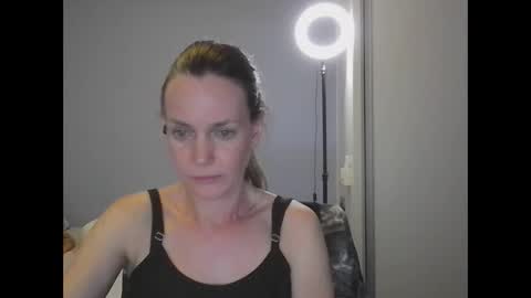 Anny online show from December 4, 12:57 am