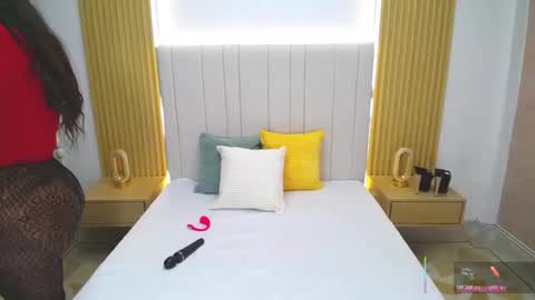 Sara online show from February 2, 12:59 pm