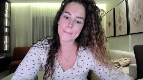 Snapshot of crazypaty chatting on October 31, 7:40 pm Patricia Lpez online show from October 31, 7:40 pm