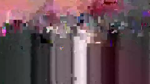 crimsongingerale online show from April 12, 7:11 am