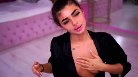 Crissy online show from February 26, 6:07 pm