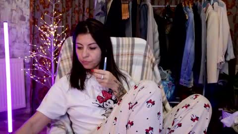 crissy_love online show from January 8, 1:42 am