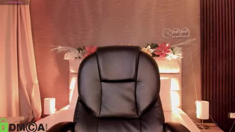 cristal__adams online show from December 2, 12:29 pm