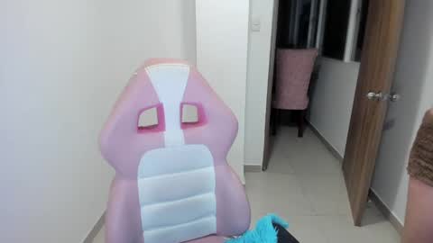 sofia online show from April 10, 11:11 pm