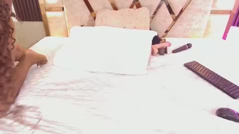 cristin  online show from October 4, 7:40 pm